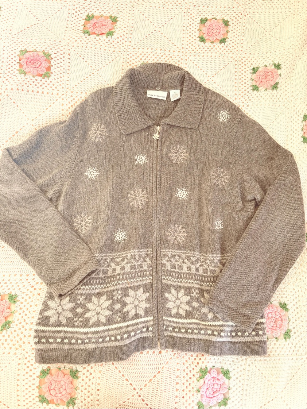 croft & barrow taupe knit zip sweater with snowflake zip detail